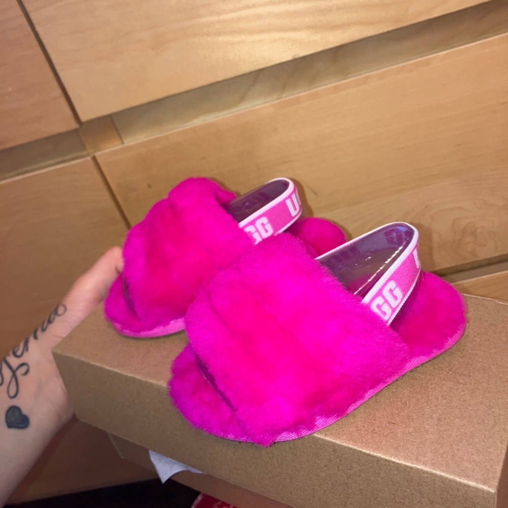 Toddler hot pink Ugg’s